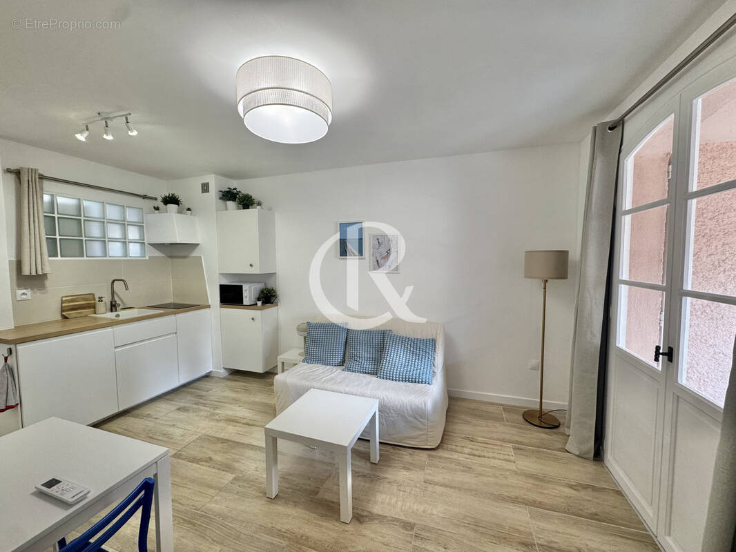 Appartement à HYERES