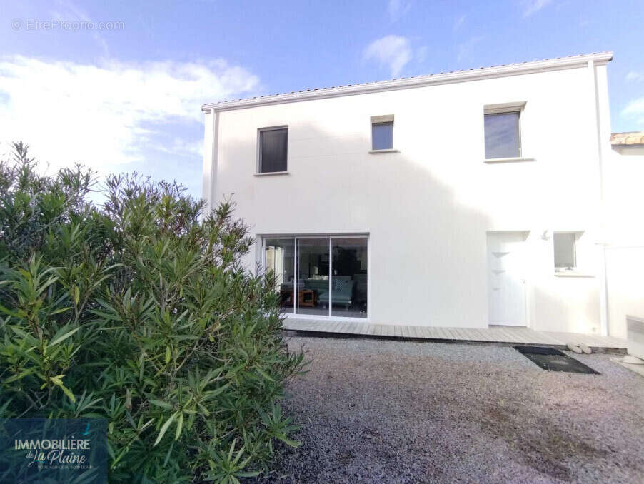 Maison à LA PLAINE-SUR-MER