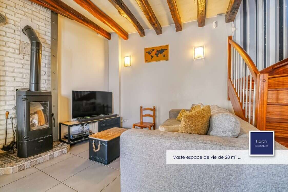 Maison à ENNERY