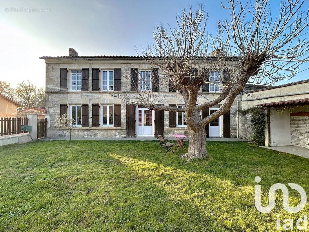 Photo 1 - Maison à SAINTE-SEVERE