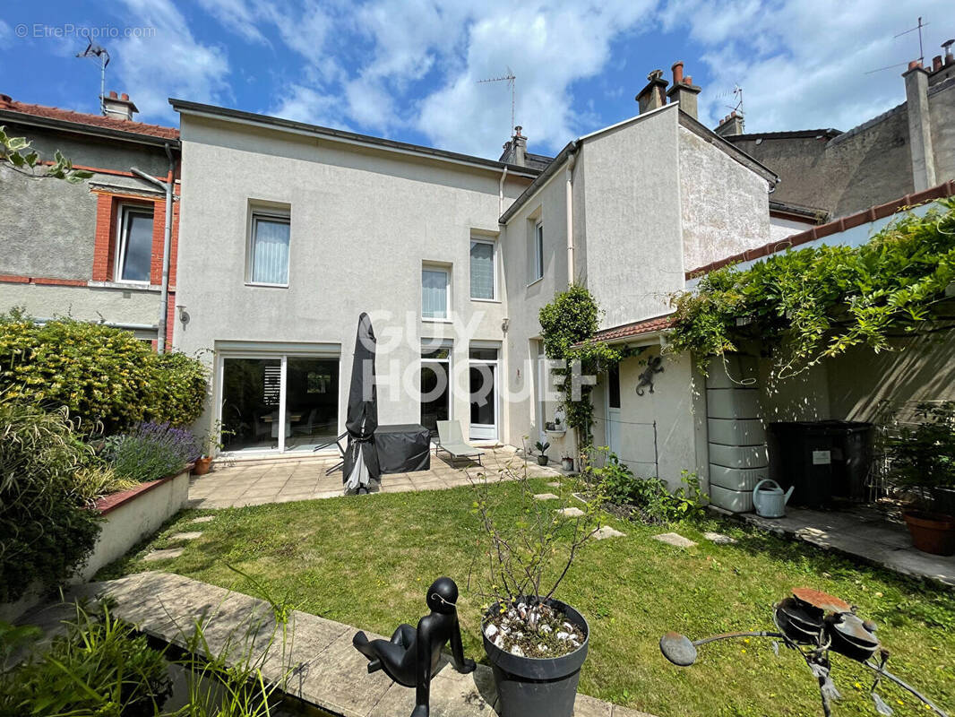 Maison à EPERNAY