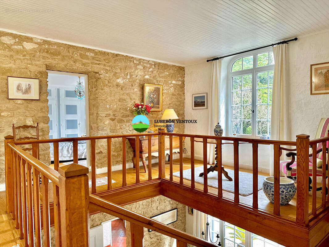 Maison à MONTEUX