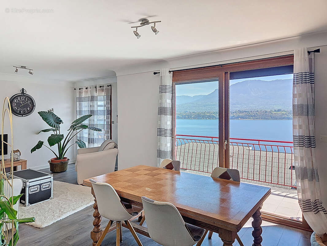 Appartement à LE BOURGET-DU-LAC