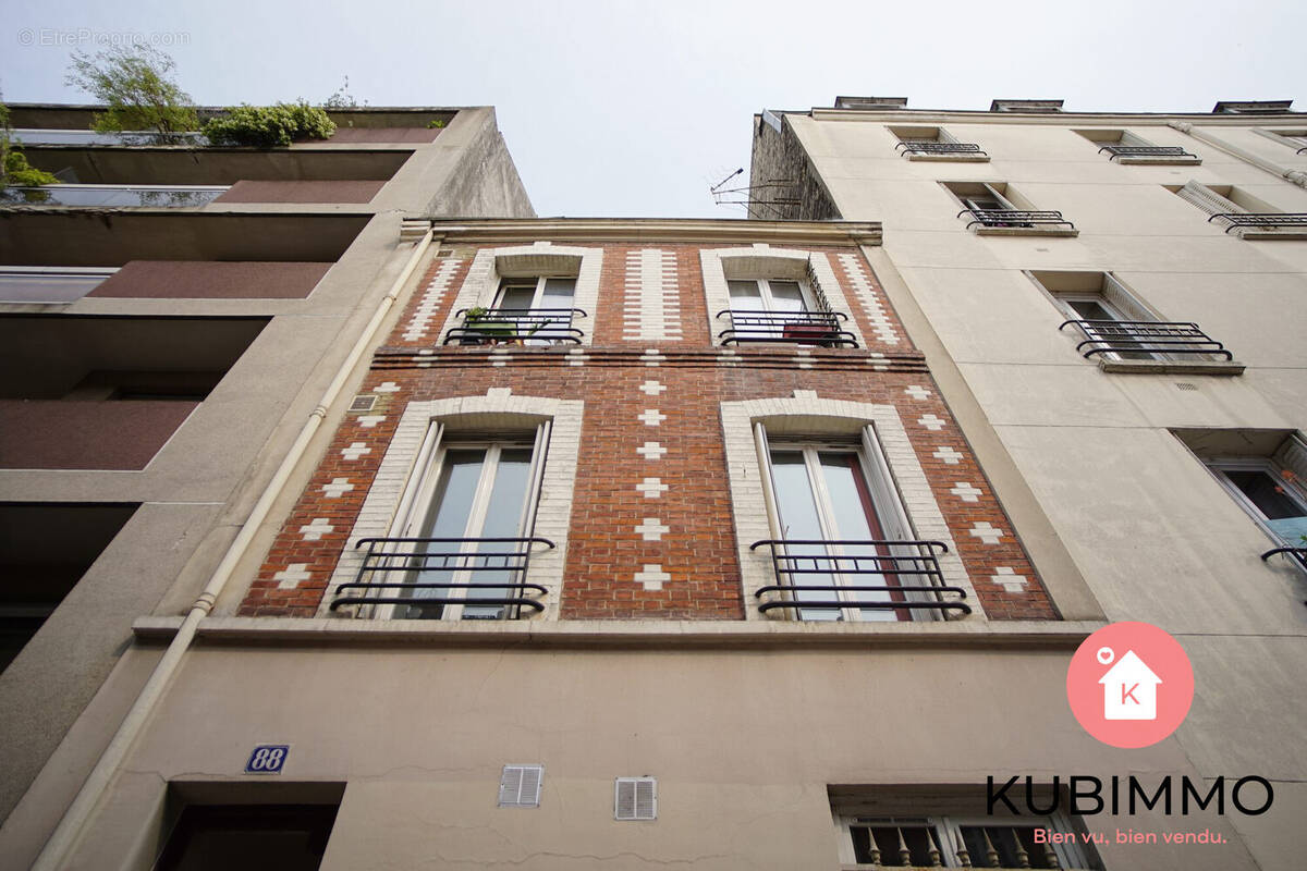 Appartement à PARIS-18E