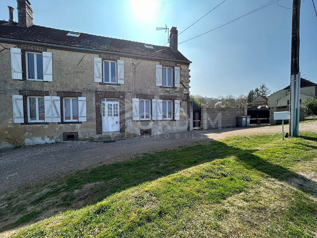 Maison à MERRY-LA-VALLEE