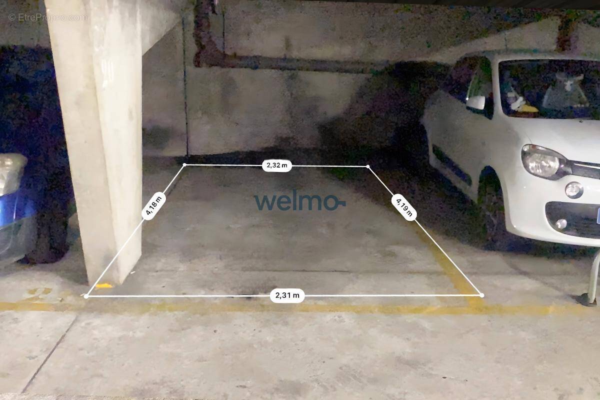 Parking à SAINT-DENIS