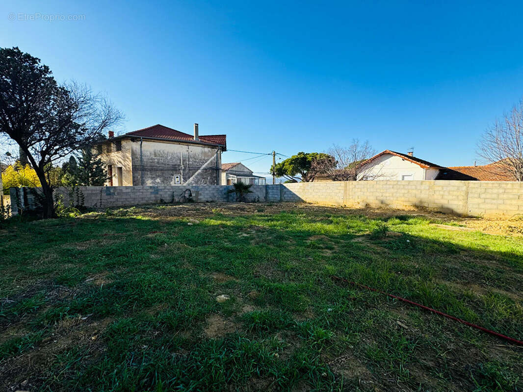 Maison à CORNEILHAN