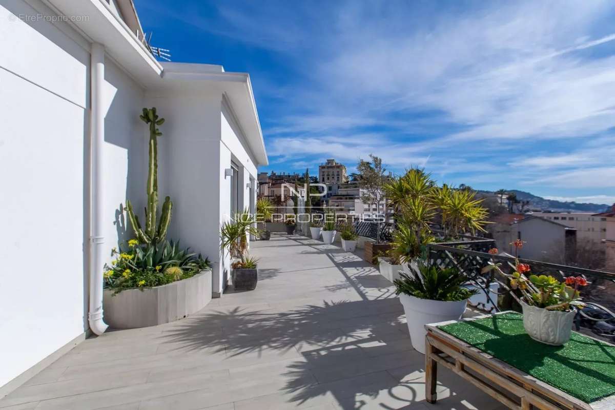 Appartement à NICE