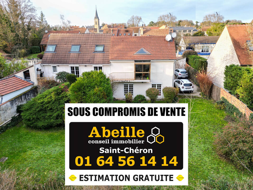 Maison à SAINT-CHERON