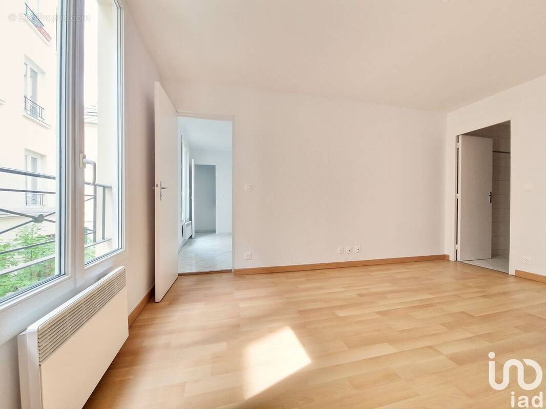 Photo 1 - Appartement à PARIS-11E
