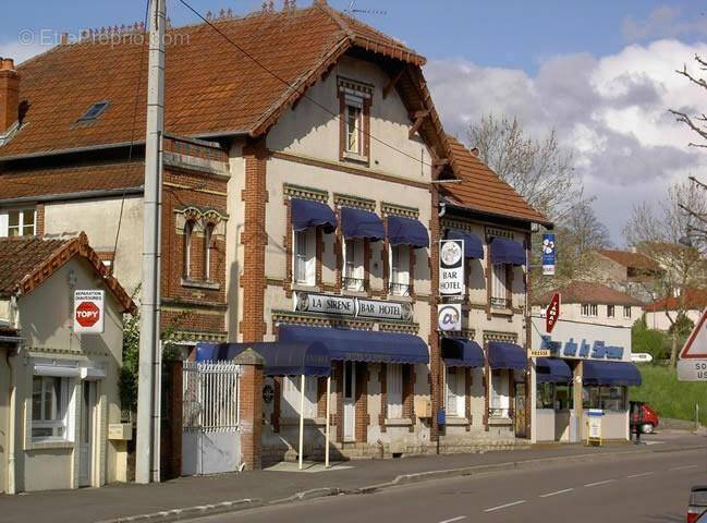Commerce à MONTBARD