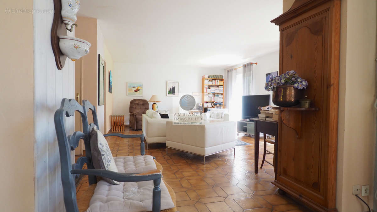 Maison à GUILHERAND-GRANGES