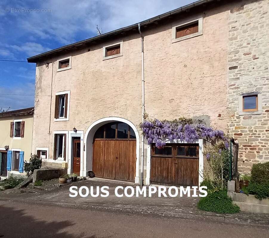 Maison à FRESNES-SUR-APANCE