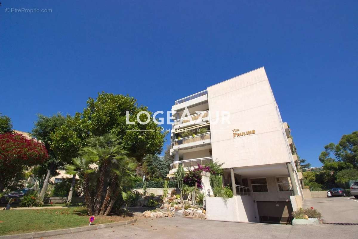Appartement à VALLAURIS