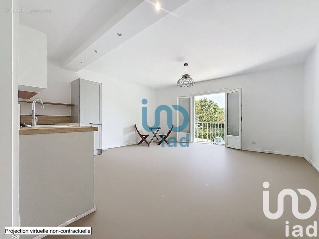 Photo 1 - Appartement à LE PRADET