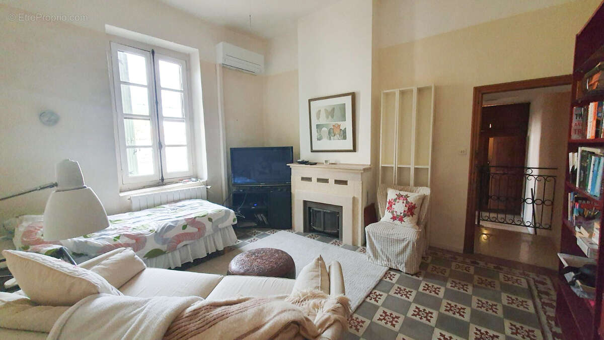 Maison à CALVISSON