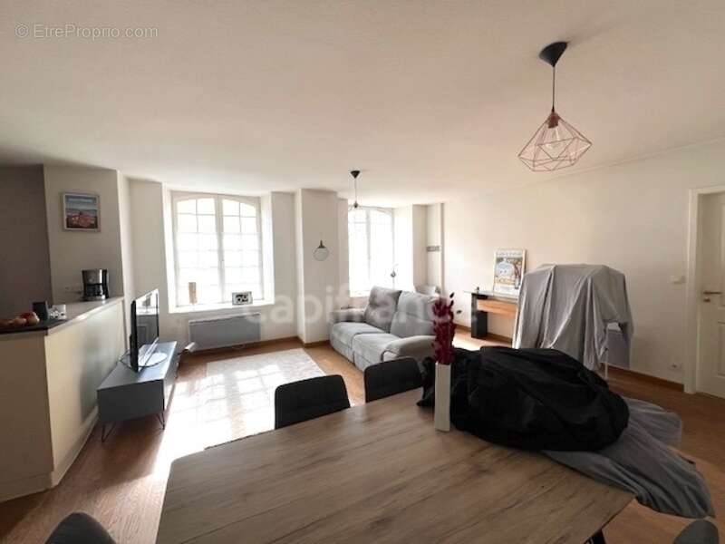 Appartement à COGNAC
