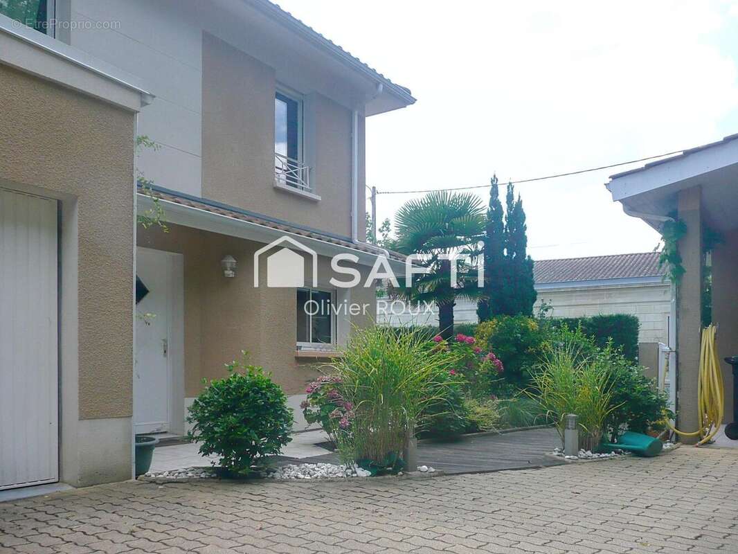 Photo 2 - Maison à EYSINES