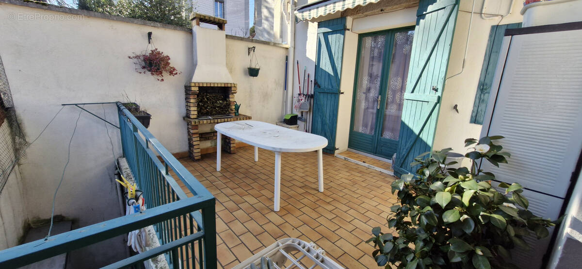 Appartement à SAINT-ETIENNE