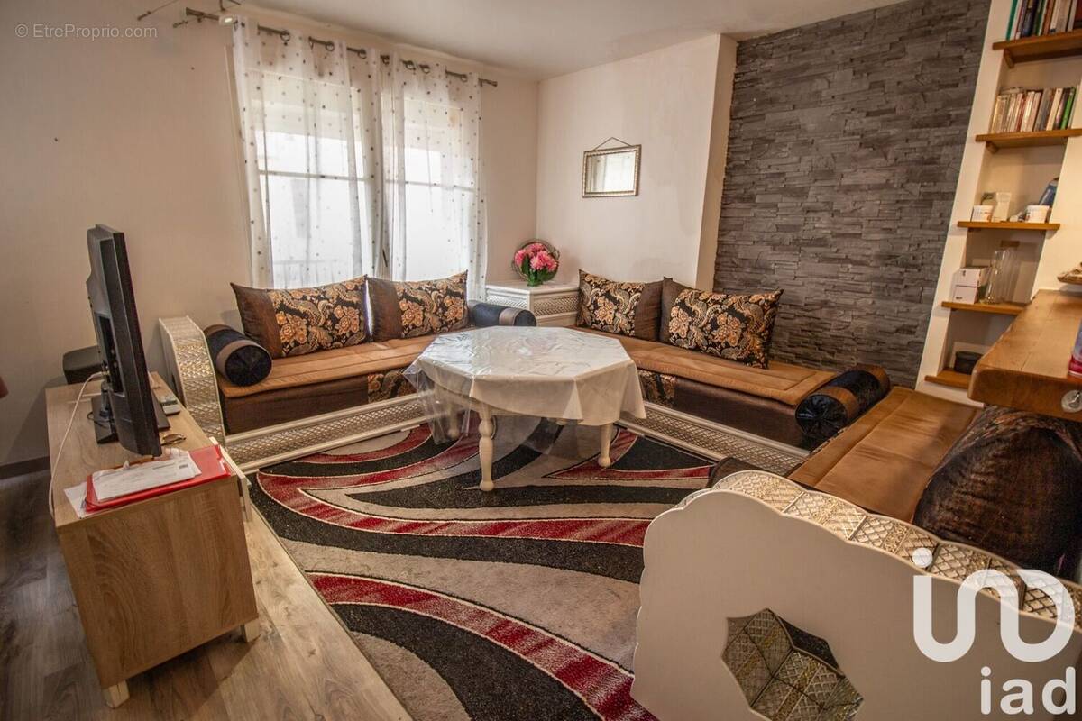 Photo 1 - Appartement à MONTEREAU-FAULT-YONNE
