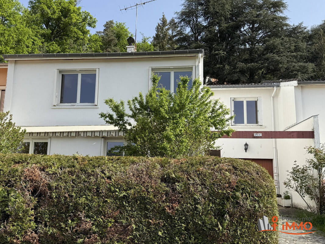 Maison à UNIEUX
