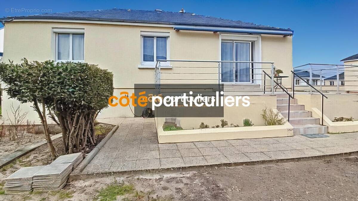 Maison à VILLEMANDEUR