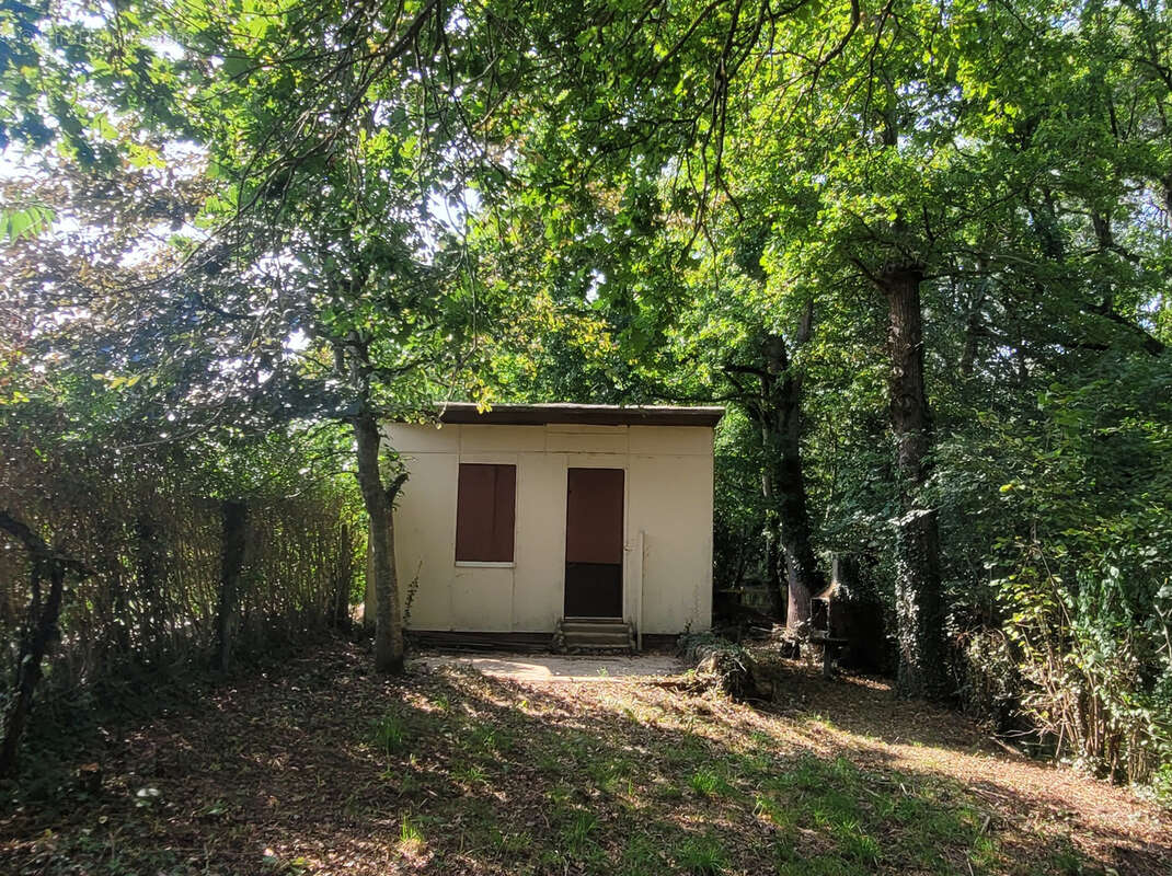 Terrain à BONNEVAL