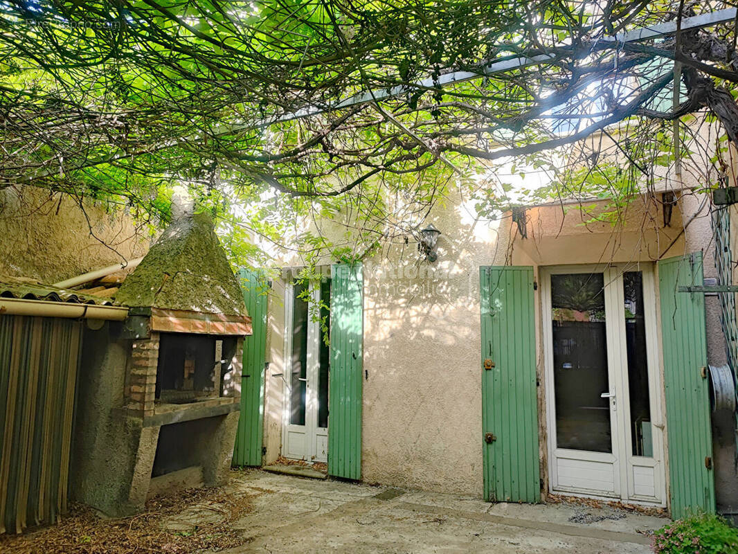 Maison à MONTEUX