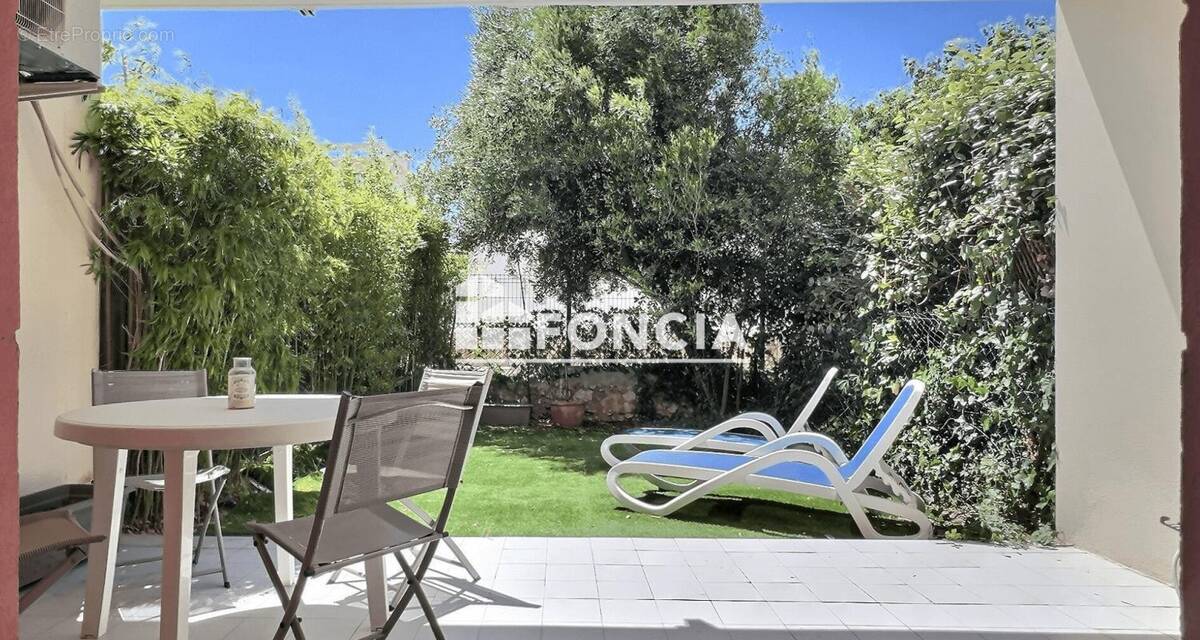 Appartement à MARSEILLE-8E