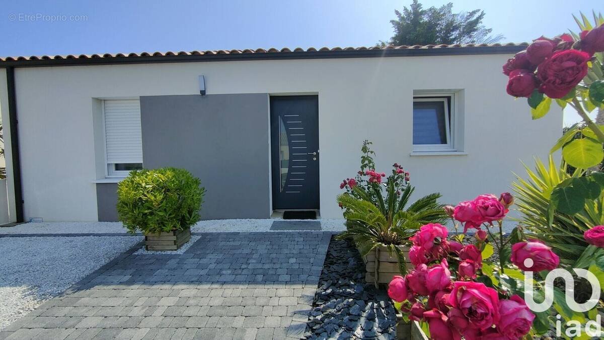 Photo 1 - Maison à TALMONT-SAINT-HILAIRE