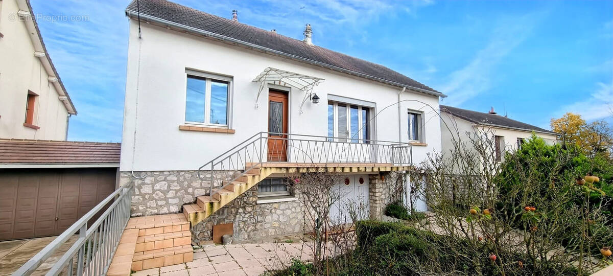 Maison à CHATEAUDUN