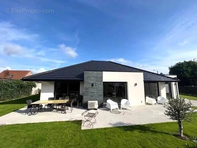 Maison à BAUVIN