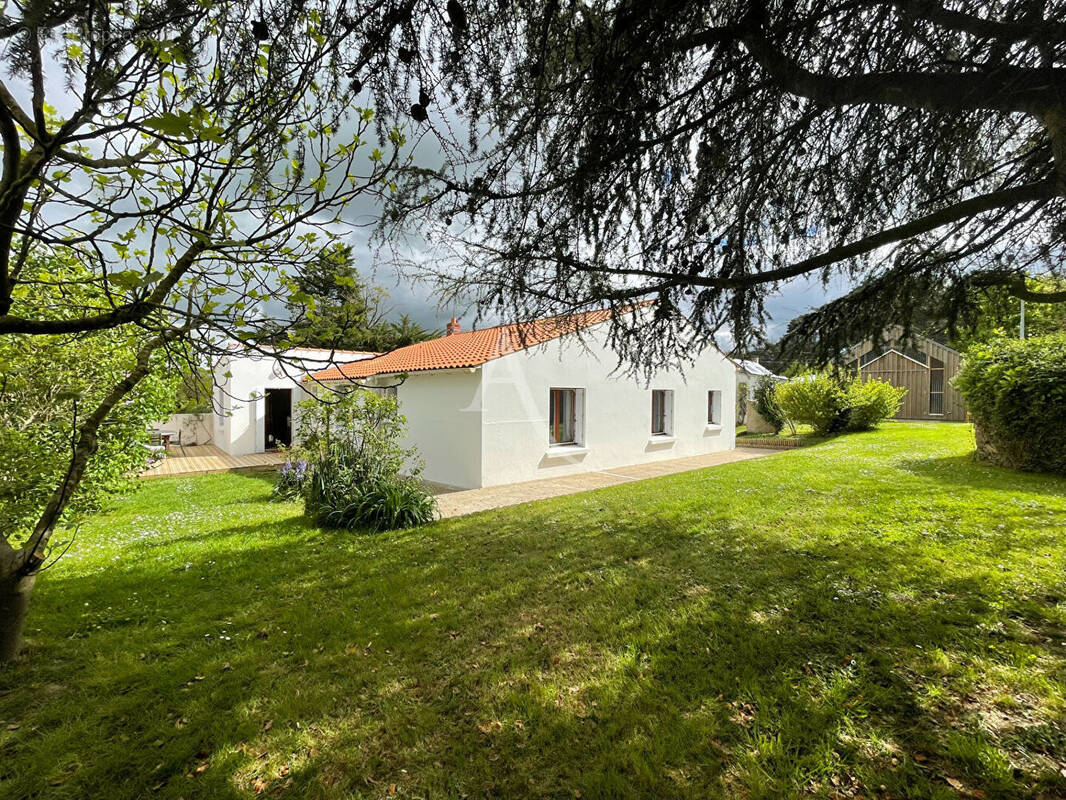 Maison à SAINT-MARS-DU-DESERT