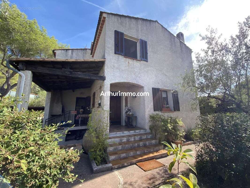 Maison à LA MOTTE