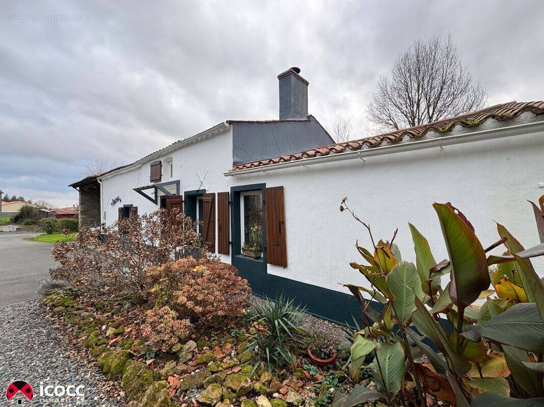 Maison à LA REORTHE