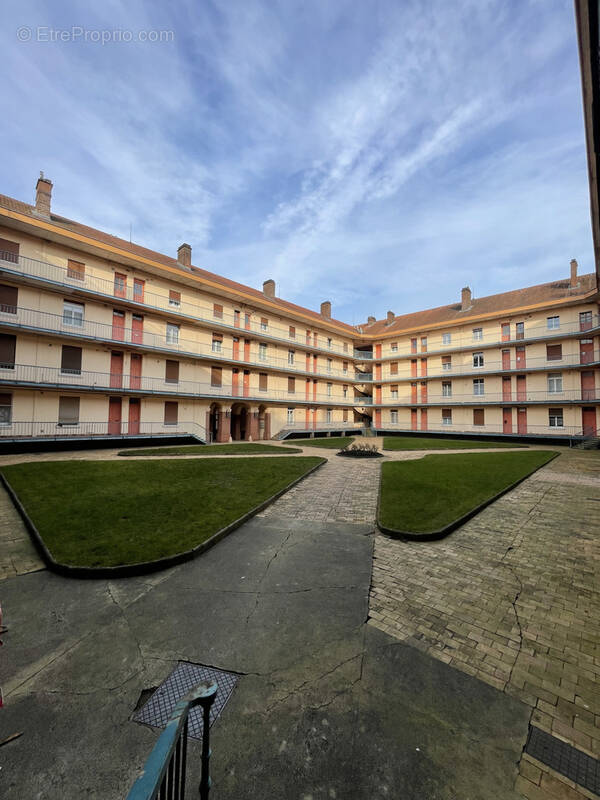 Appartement à GUISE