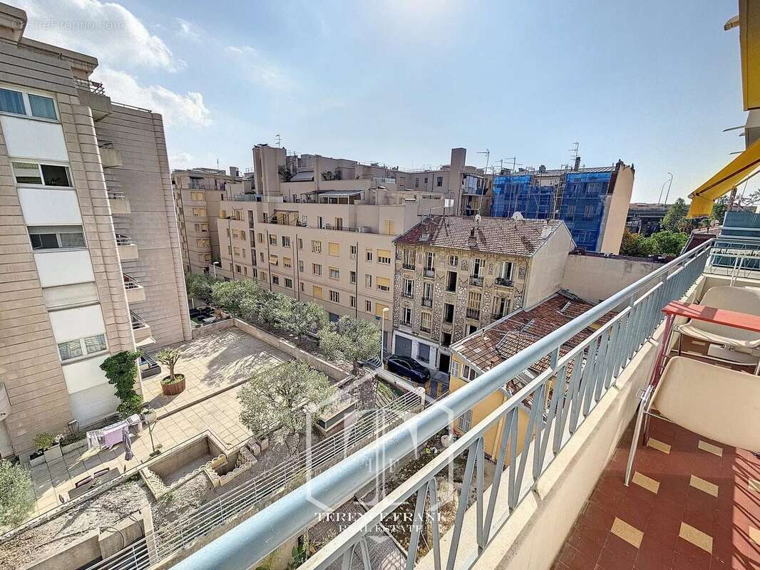Appartement à NICE