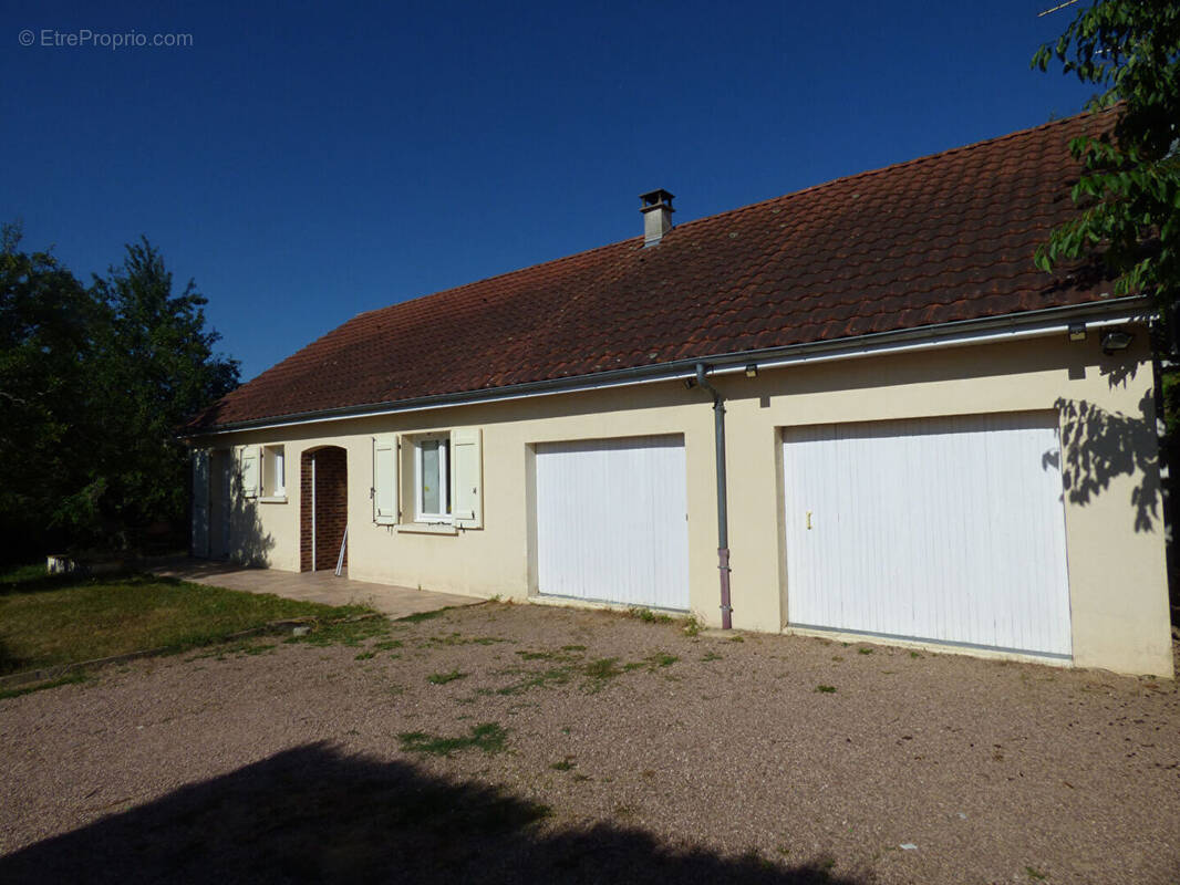Maison à VILLEBRET