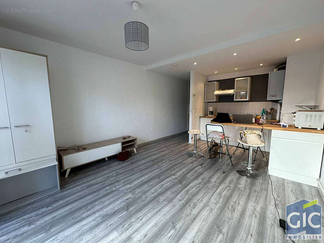 Appartement à MONDEVILLE