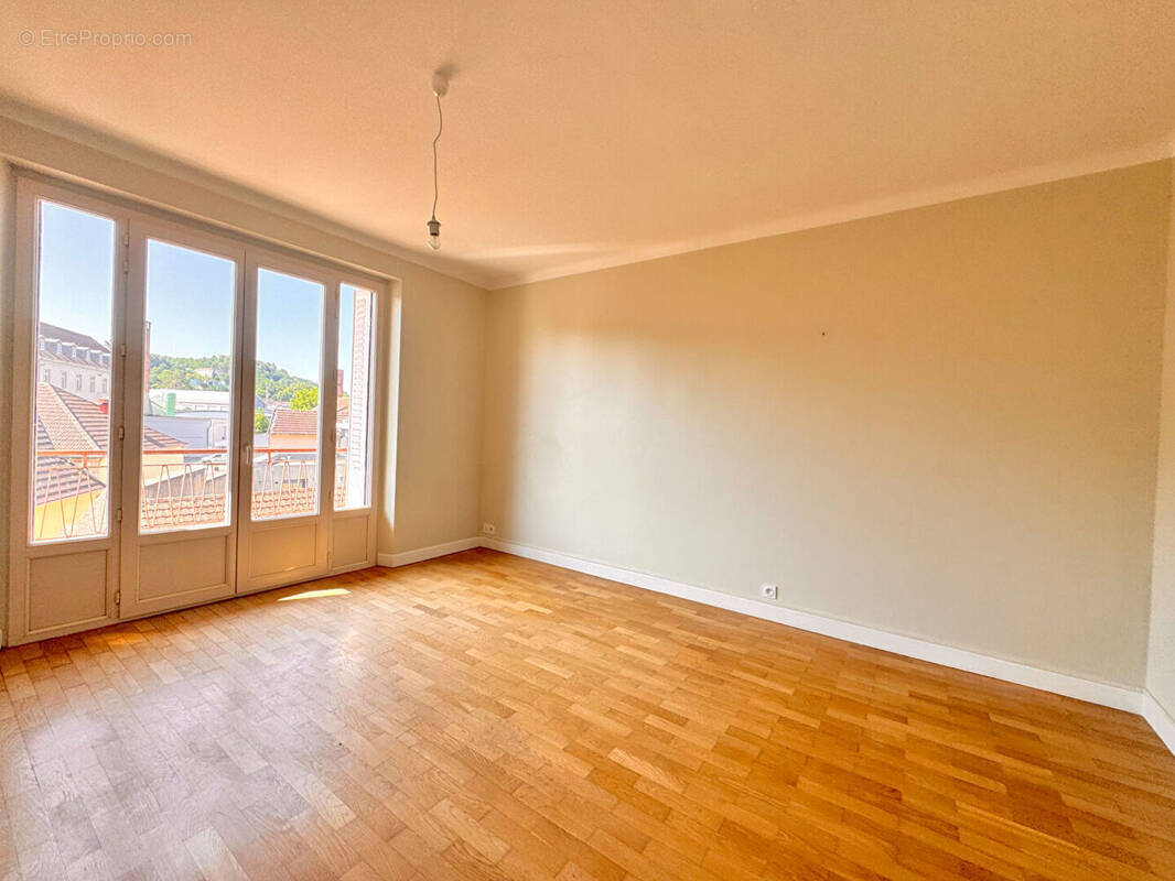 Appartement à LONS-LE-SAUNIER