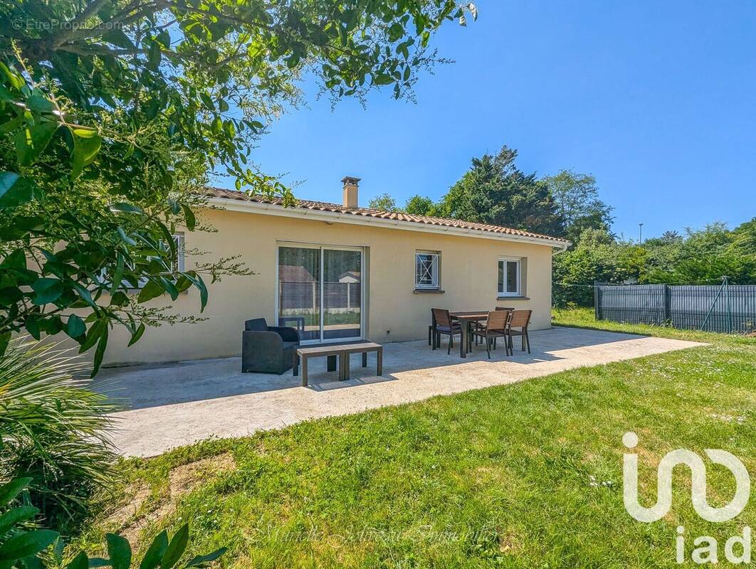 Photo 1 - Maison à CASTELNAU-DE-MEDOC