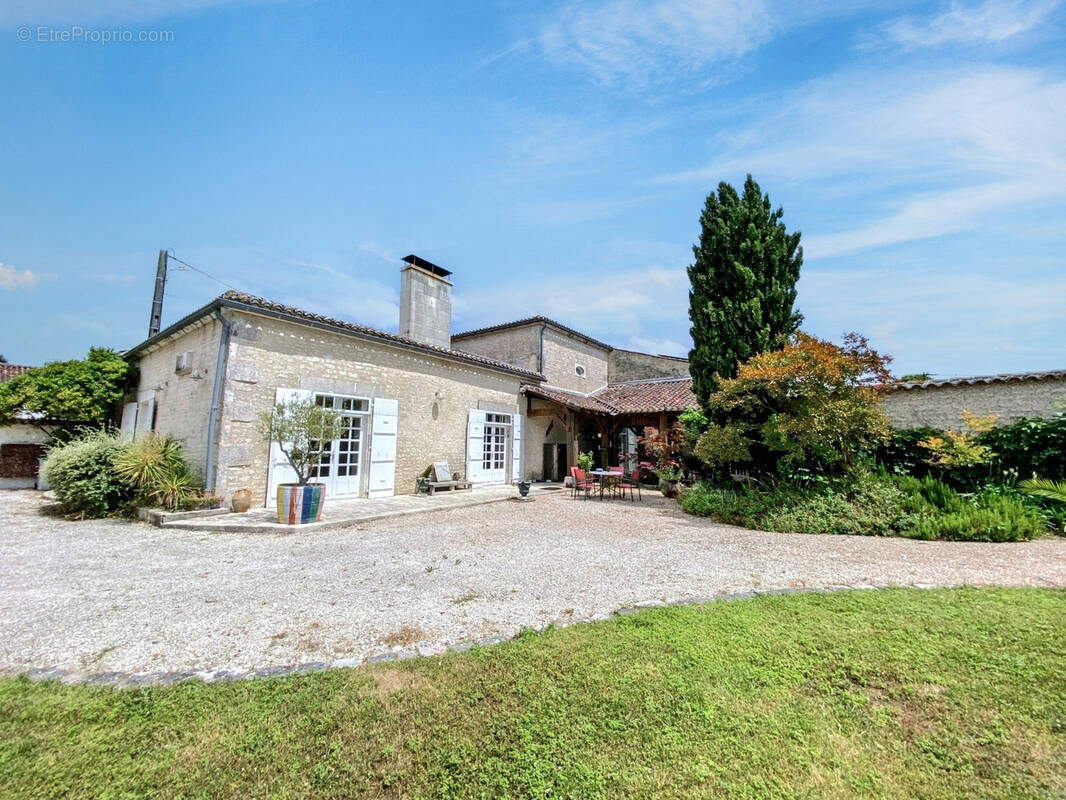 Maison à JULIENNE