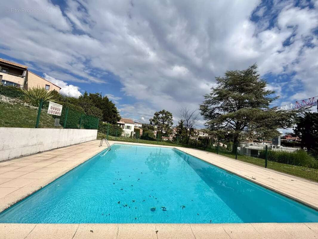 Appartement à VILLENEUVE-LOUBET