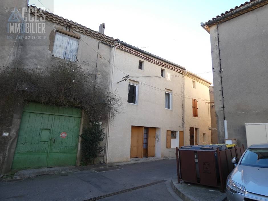 Maison à AZILLE