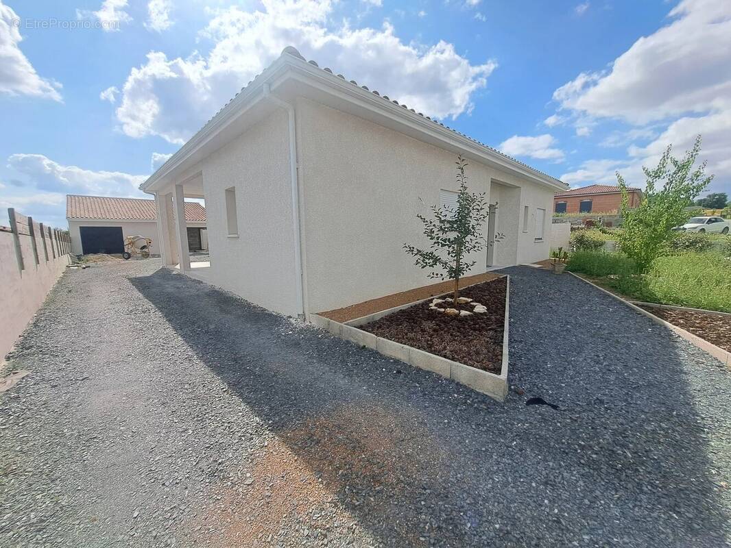 Maison à LABOUTARIE