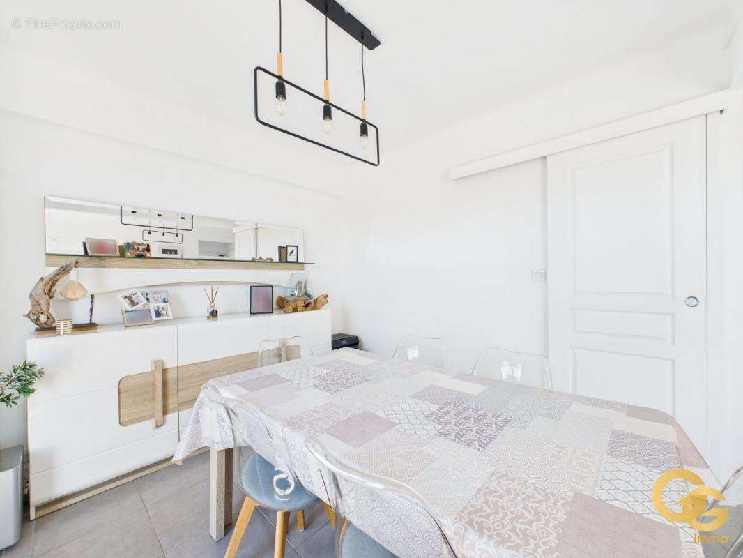 Appartement à MANDELIEU-LA-NAPOULE