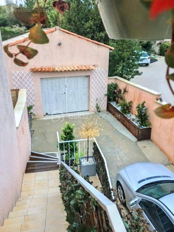 Appartement à LAVERUNE
