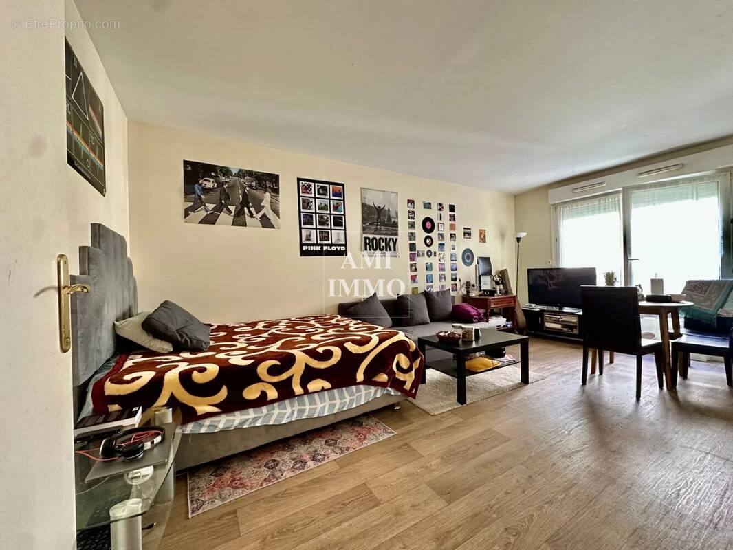 Appartement à CHATILLON