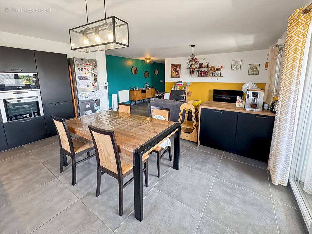 Appartement à LES PENNES-MIRABEAU
