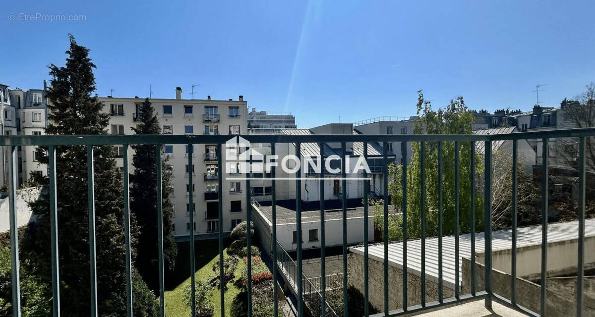 Appartement à PARIS-20E